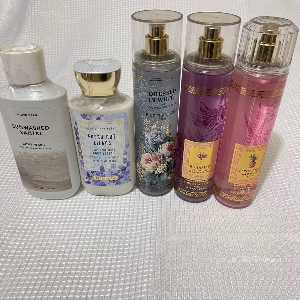 Bath & Body Works Body Wash, Lotion and Fragrance Set